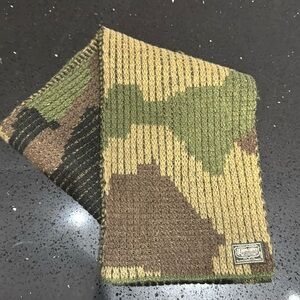 Denim & Supply by Ralp Lauren scarf.